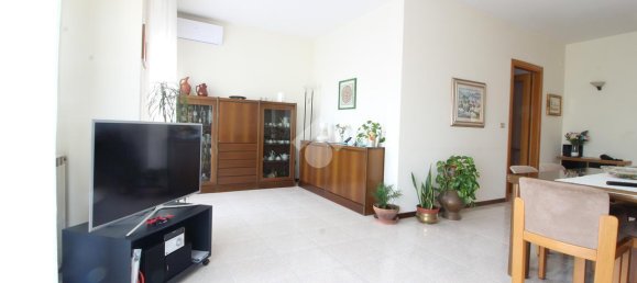 Квартира с 5 комнатами в Пескара, Италия № 159972 4