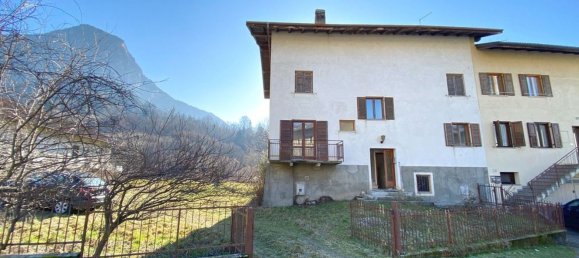 11 rooms House in Castel Ivano, Italy No. 131096 2