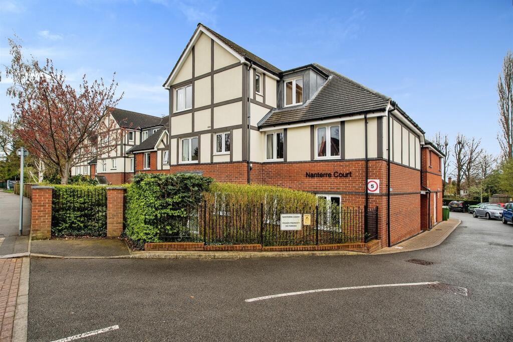 1 Schlafzimmer Haus in Watford, United Kingdom, Nr. 6166