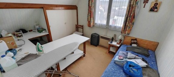 8 bedrooms House in Vernon, France No. 353104 12