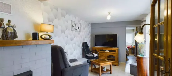 2 bedrooms House in Romilly-sur-Seine, France No. 160862 11