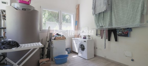 4 bedrooms House in Forlì, Italy No. 275844 34