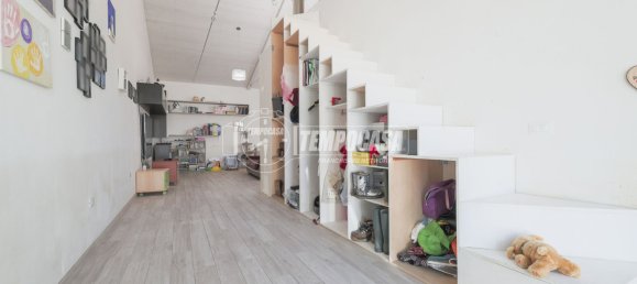 4 bedrooms House in Forlì, Italy No. 275844 37