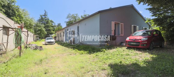 4 bedrooms House in Forlì, Italy No. 275844 13