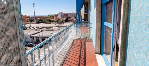 2-salle Appartement à Turin, Italy No. 2983 18