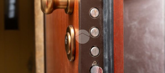 2-salle Appartement à Turin, Italy No. 2983 5