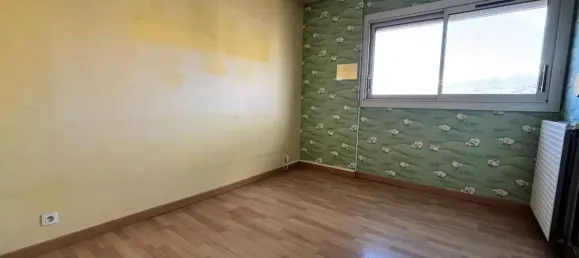 Apartamento de 3 dormitorios en Echirolles, France No. 299765 13