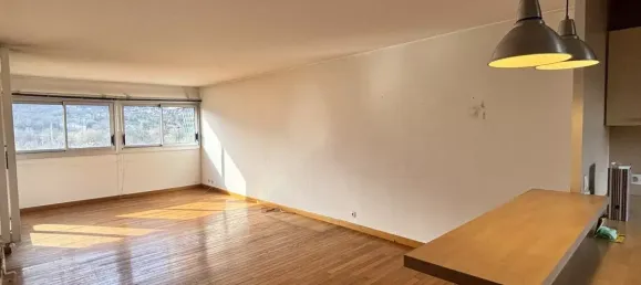 Apartamento de 3 dormitorios en Echirolles, France No. 299765 4