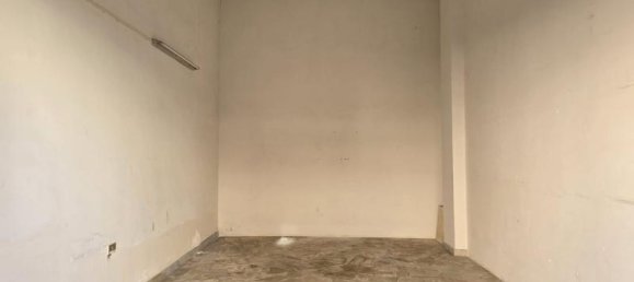 Гараж с 1 комнатой в Лечче, Италия № 236876 3