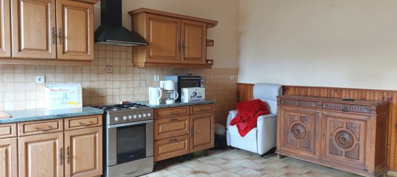 Casa de 3 dormitorios en Plaimpied-Givaudins, France No. 70489 8