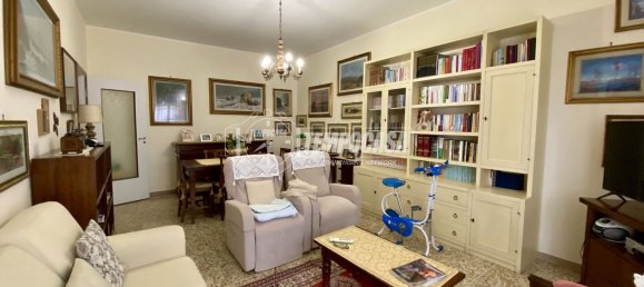 3 rooms Apartment in Massa, Italy No. 213066 25