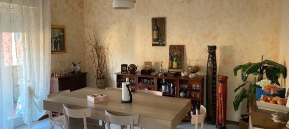 3 Schlafzimmer Wohnung in Carrara, Italy, Nr. 45476 3