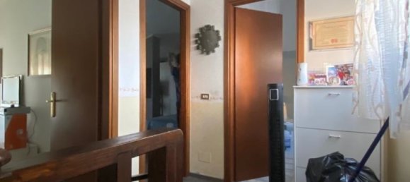 3 Schlafzimmer Wohnung in Carrara, Italy, Nr. 45476 8