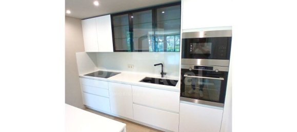 4 bedrooms Villa in Faro, Portugal No. 136638 2