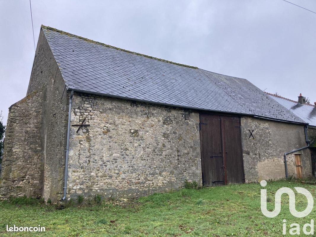 Terrain à Charsonville, France 1568m² No. 103490