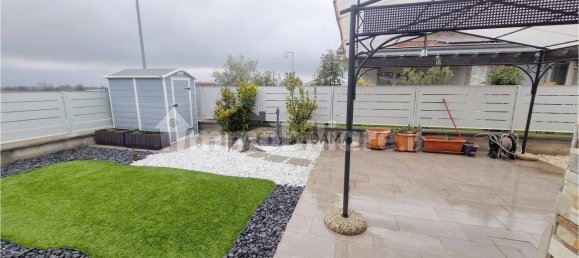 3 bedrooms Villa in Lonato del Garda, Italy No. 60566 2