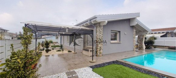 3 bedrooms Villa in Lonato del Garda, Italy No. 60566 7