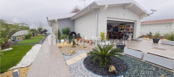3 bedrooms Villa in Lonato del Garda, Italy No. 60566 30