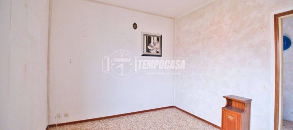 Apartamento T2 em Cameri, Italy N.º 228362 3