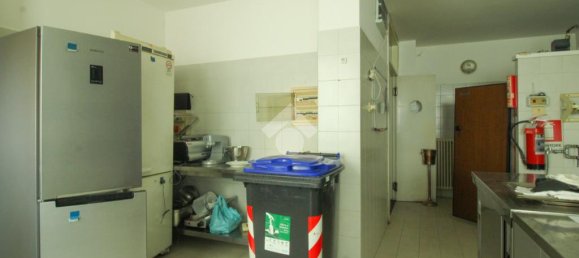 3غرفة عقار تجاري في Bergamo, Italy رقم 282209 13