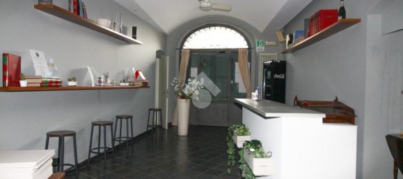 3غرفة عقار تجاري في Bergamo, Italy رقم 282209 17