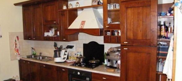 4 rooms Apartment in Sinalunga, Italy No. 147045 10