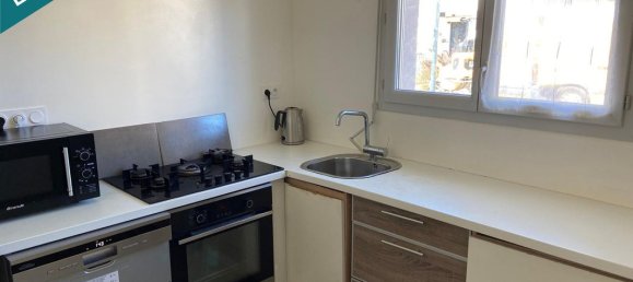 Casa de 3 dormitorios en Pont-Eveque, France No. 197859 5