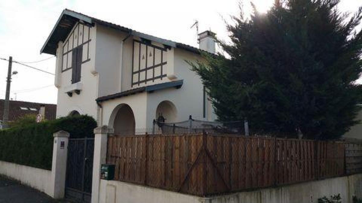 Дом с 2 спальнями в Тарб, Франция № 26643