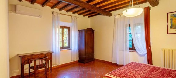4 bedrooms House in Volterra, Italy No. 52746 26