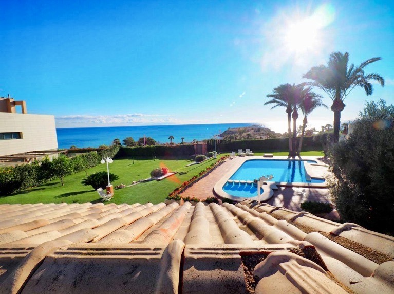 6 غرف نوم فيلا في El Campello, Spain رقم 42109