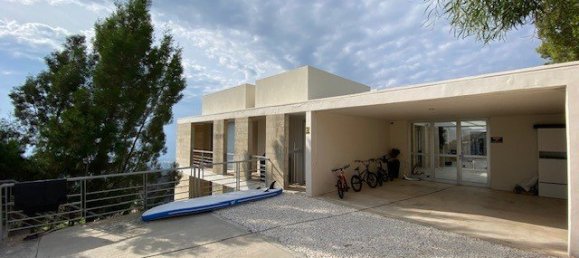 5 bedrooms House in Paphos, Cyprus No. 10263 3