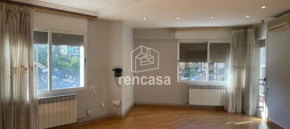 4 bedrooms Apartment in Lleida, Spain No. 137777 20