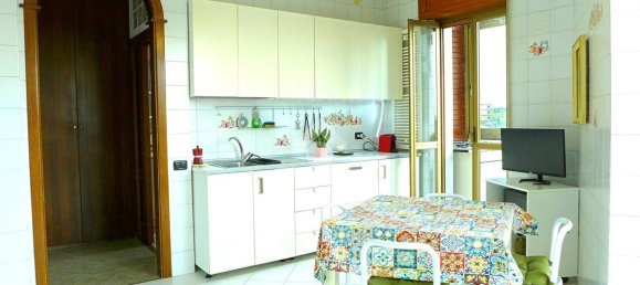 4 bedrooms Apartment in Acerra, Italy No. 342251 7