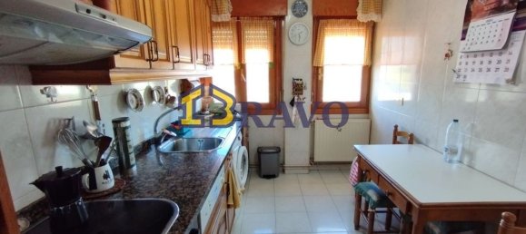 4 Schlafzimmer Wohnung in Medina de Pomar, Spain, Nr. 85769 10