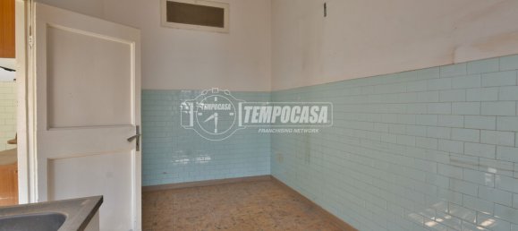 Apartamento de 6 dormitorios en Osimo, Italy No. 109191 27
