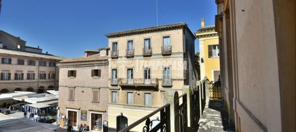 Apartamento de 6 dormitorios en Osimo, Italy No. 109191 3