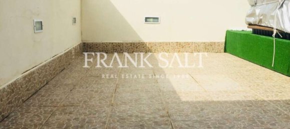 1 chambre Penthouse à Sliema, Malta No. 6374 9