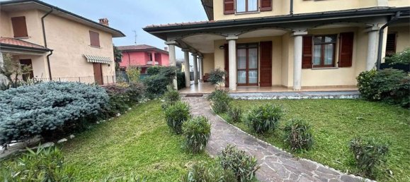 Villa de 4 divisões em Calcio, Italy N.º 91095 33