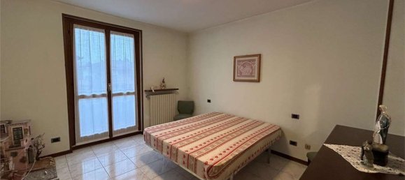 Villa de 4 divisões em Calcio, Italy N.º 91095 6