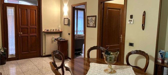 Villa de 4 divisões em Calcio, Italy N.º 91095 13