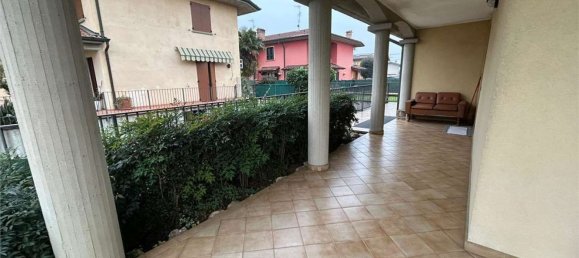 Villa de 4 divisões em Calcio, Italy N.º 91095 3