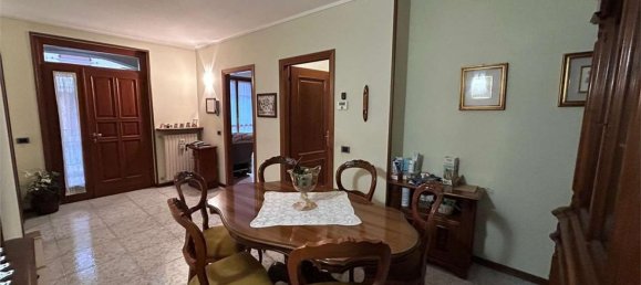 Villa de 4 divisões em Calcio, Italy N.º 91095 14