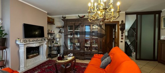 5-salle Villa à Settimo Milanese, Italy No. 336886 10