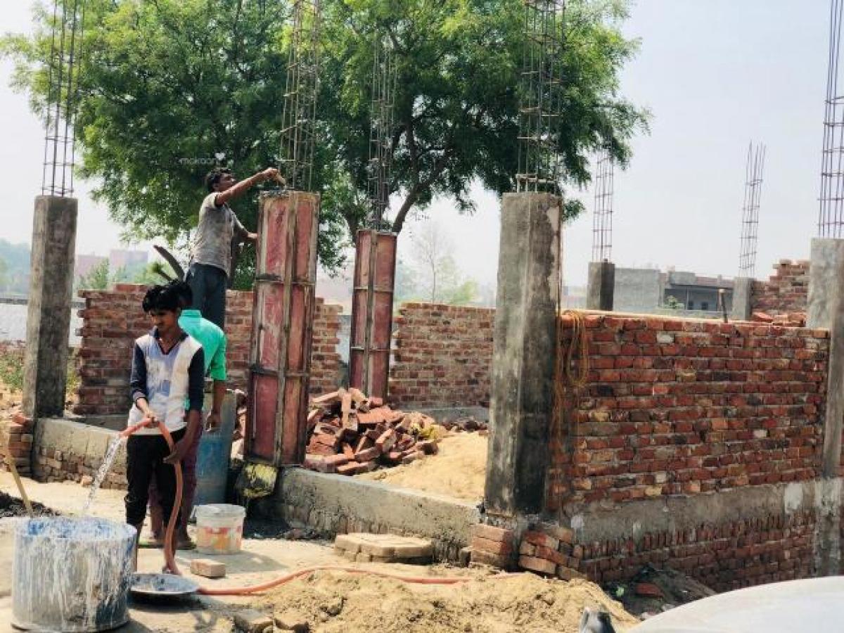 Casa T2 em Noida, India N.º 66789