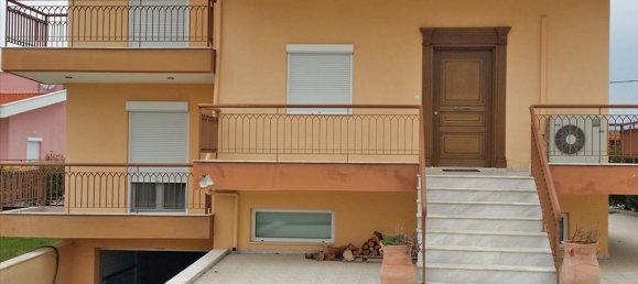 Gewerbliche Immobilie in Thermi, Greece 220m², Nr. 8063 3