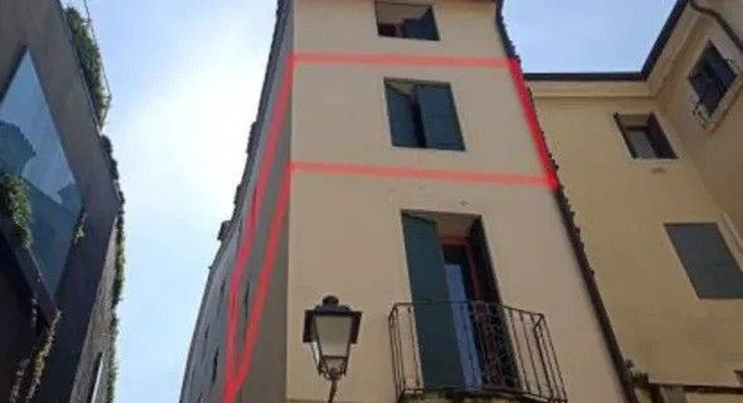 4-salle Appartement à Vicenza, Italy No. 219522