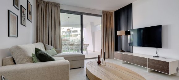 Casa de 2 dormitorios en Estepona, Spain No. 116339 2