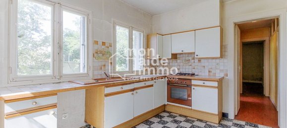 3 bedrooms House in Mont-de-Marsan, France No. 110197 10