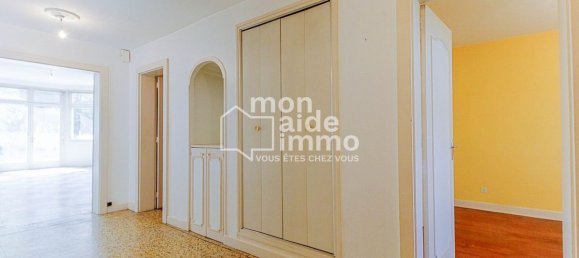 3 bedrooms House in Mont-de-Marsan, France No. 110197 13