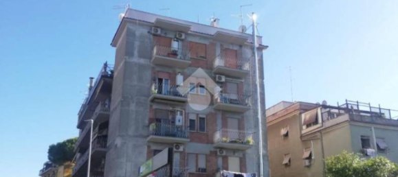 Apartamento de 2 dormitorios en Rome, Italy No. 310565 5